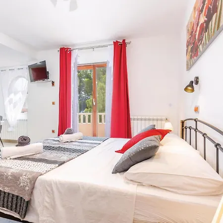 Apartament One-bedroom In Jesenice (Split-Dalmatia)